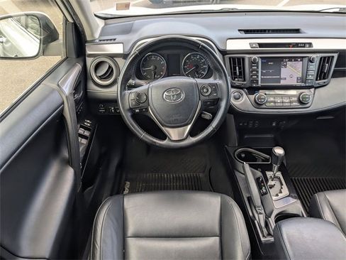 Used 2018 Toyota RAV4 Limited image 19