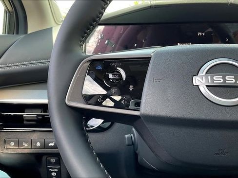 Used 2025 Nissan Murano Platinum w/ Cargo Package image 16