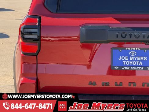 Certified 2025 Toyota 4Runner TRD Off-Road image 10