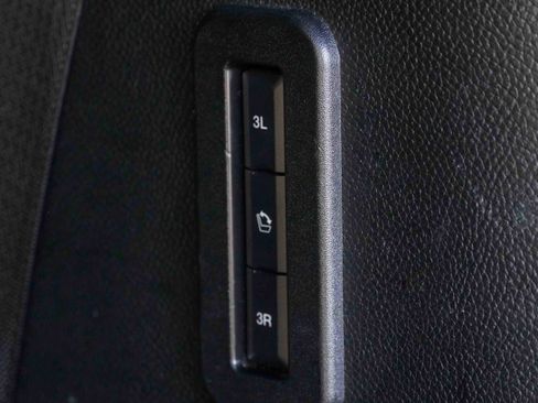 Used 2017 Lincoln Navigator Select image 40