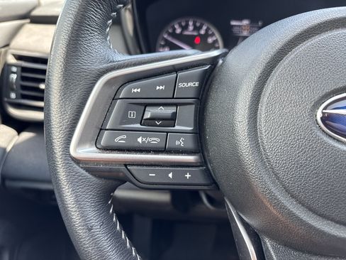 Used 2023 Subaru Outback Premium AWD/4WD image 17