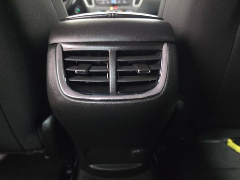 Used 2022 Chevrolet Malibu LT FWD image 24