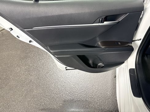 Used 2024 Toyota Camry SE FWD image 25