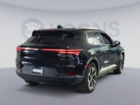 New 2026 Chevrolet Equinox EV LT image 11