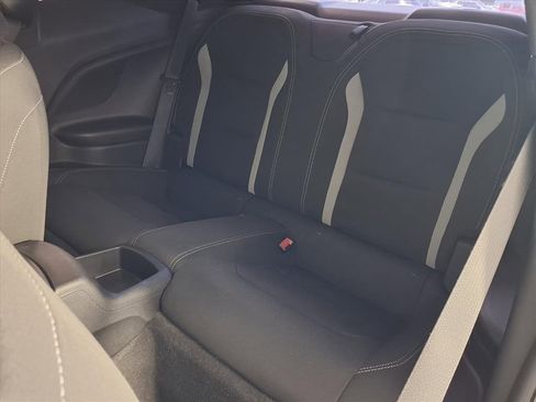 Used 2020 Chevrolet Camaro LT image 15