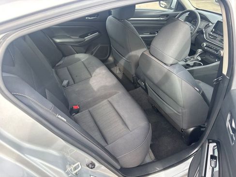 Used 2021 Nissan Altima 2.5 SV image 12