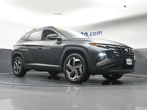 Certified 2023 Hyundai Tucson Limited AWD/4WD image 28