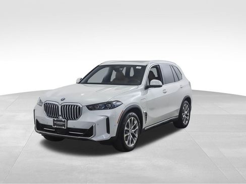Used 2026 BMW X5 xDrive50e w/ Executive Package image 1