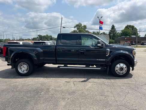 Used 2018 Ford F450 XLT AWD/4WD image 2