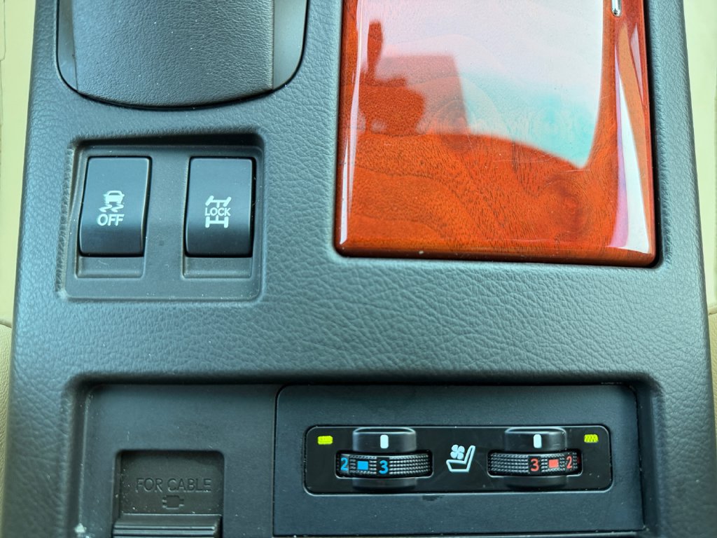 Used 2010 Lexus RX 350 AWD w/ Premium Pkg image 25