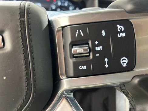 Used 2022 Land Rover Discovery HSE R-Dynamic AWD/4WD image 25