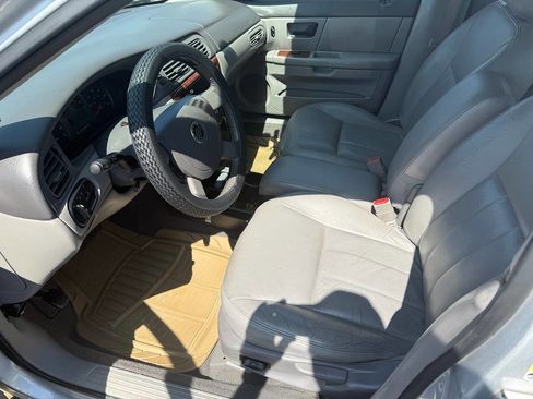 Used 2005 Mercury Sable LS image 13