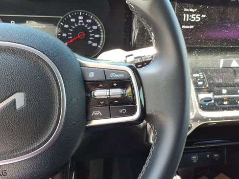 Used 2023 Kia Sorento S w/ Panoramic Sunroof Package AWD/4WD image 15
