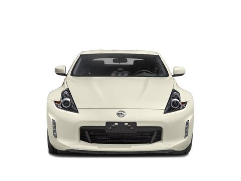 Used 2018 Nissan 370Z Touring image 7