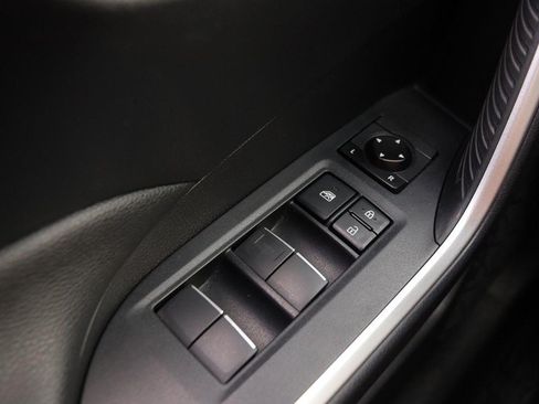 Used 2020 Toyota RAV4 XLE Premium FWD image 22