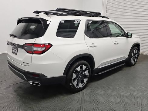 New 2026 Honda Pilot Touring image 8