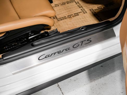 Used 2011 Porsche 911 Carrera GTS image 28