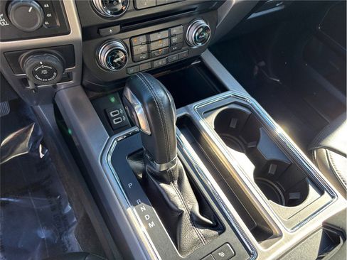 Used 2017 Ford F150 Platinum w/ Equipment Group 701A Luxury image 37