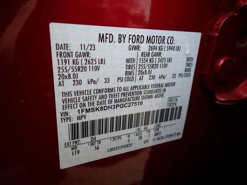 Used 2023 Ford Explorer XLT w/ Equipment Group 202A image 20