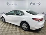 Used 2019 Toyota Camry LE image 4