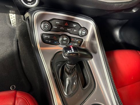 Used 2021 Dodge Challenger R/T w/ Performance Handling Group RWD image 18