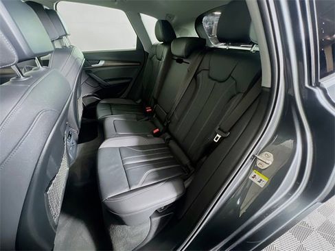 Used 2024 Audi Q5 2.0T Premium Plus image 26