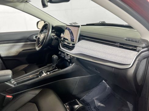 Used 2022 Jeep Compass Latitude w/ Convenience Group image 26