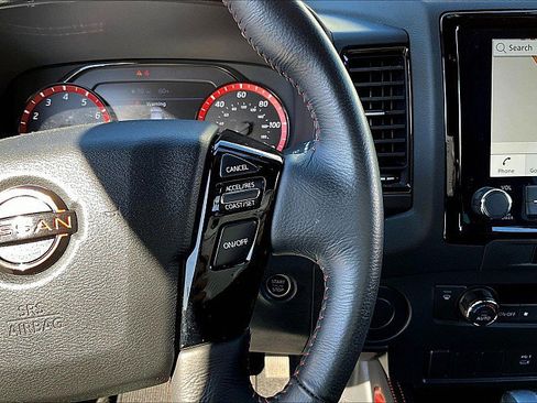 Used 2024 Nissan Frontier Pro-X image 20