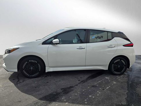 Used 2023 Nissan Leaf SV Plus image 6