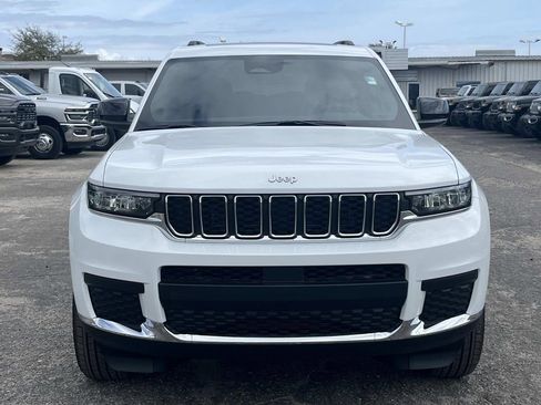 New 2026 Jeep Grand Cherokee L 2WD image 7