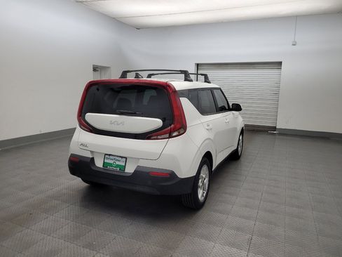Used 2022 Kia Soul LX w/ Technology Package FWD image 9