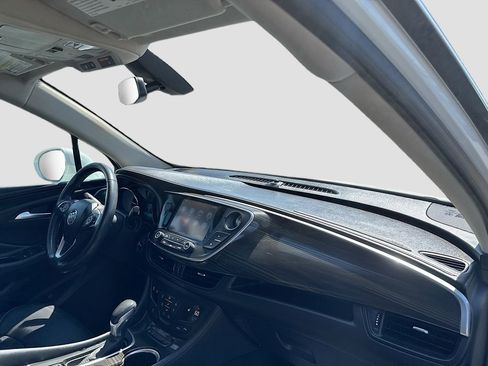 Used 2020 Buick Envision Essence image 22