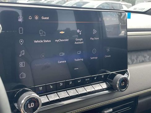 New 2026 Chevrolet Colorado ZR2 w/ Technology Package AWD/4WD image 14