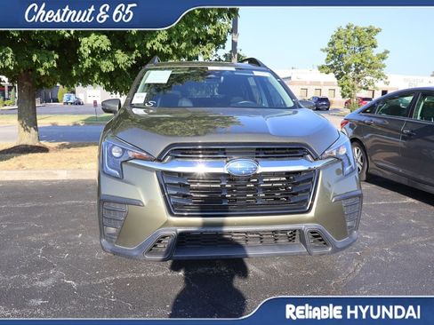 Used 2023 Subaru Ascent Premium w/ Convenience Package AWD/4WD image 6