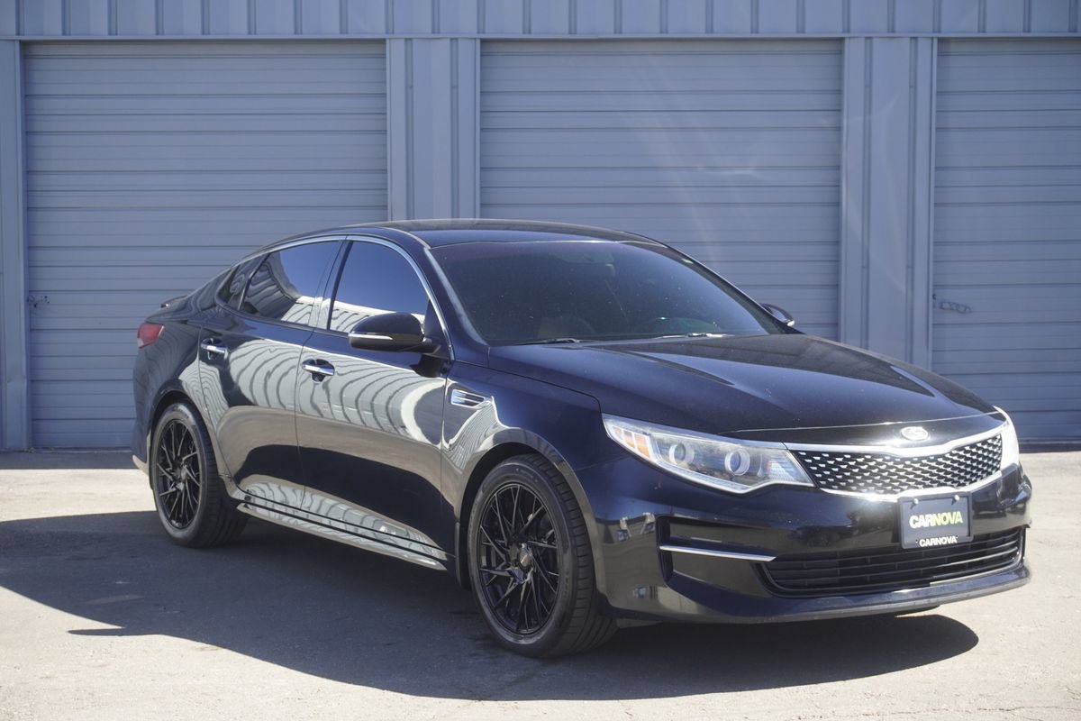 Used 2017 Kia Optima EX FWD image 8