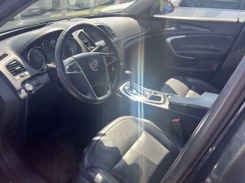 Used 2012 Buick Regal Leather image 5