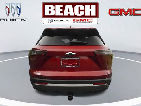 Used 2025 Chevrolet Equinox LT w/ Convenience Package II image 4