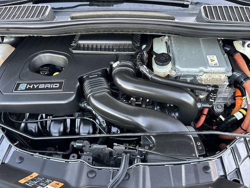 Used 2017 Ford C-MAX SE image 10