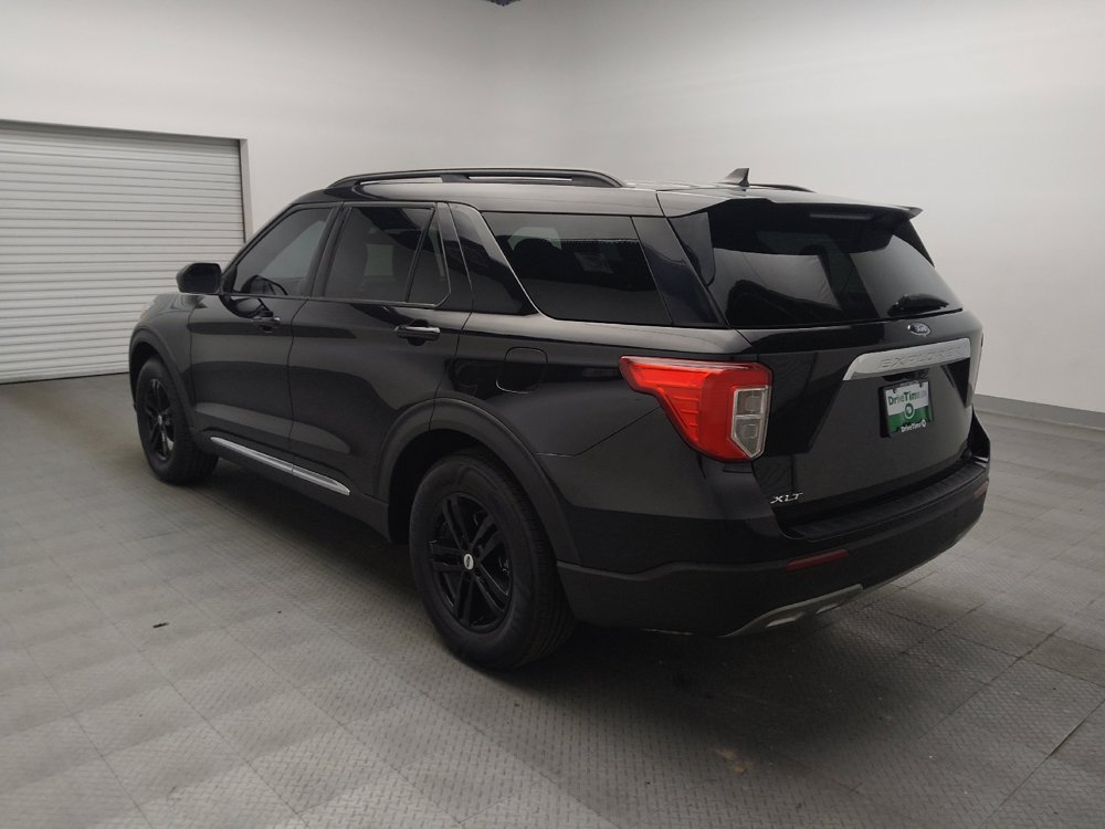 Used 2023 Ford Explorer XLT w/ Equipment Group 202A RWD image 5