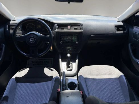 Used 2014 Volkswagen Jetta S FWD image 17