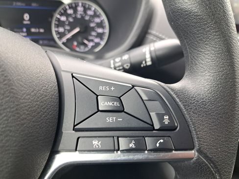 Used 2024 Nissan Sentra SV image 19