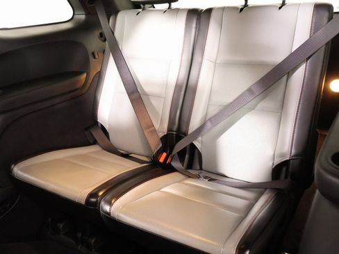 Used 2024 Dodge Durango GT image 14