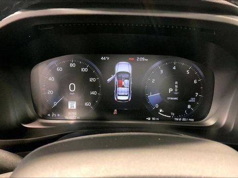 Used 2022 Volvo XC40 T5 R-Design image 20