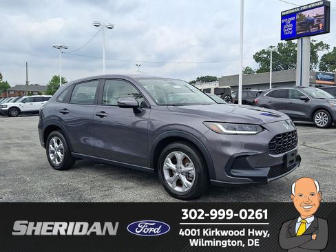 Used 2023 Honda HR-V LX image 1