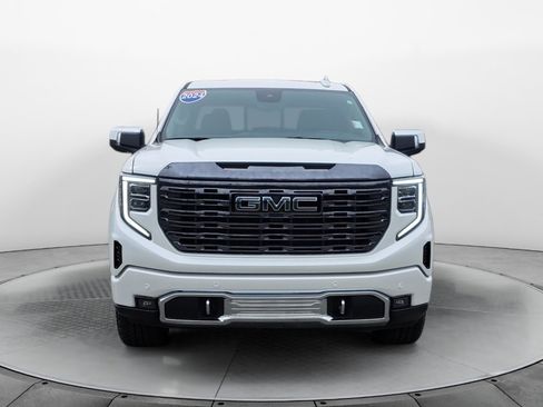 Used 2024 GMC Sierra 1500 Denali w/ Technology Package image 2