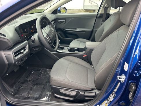Used 2025 Kia K4 LXS image 10