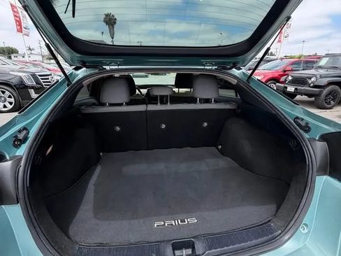 Used 2016 Toyota Prius Two FWD image 9