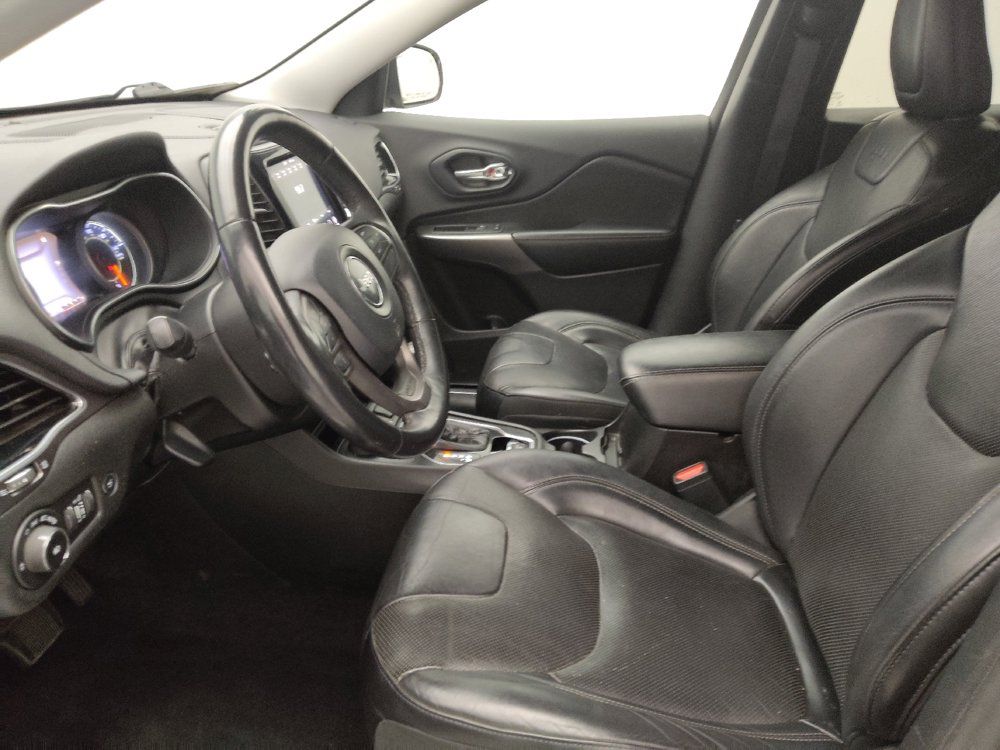 Used 2019 Jeep Cherokee Limited AWD/4WD image 17