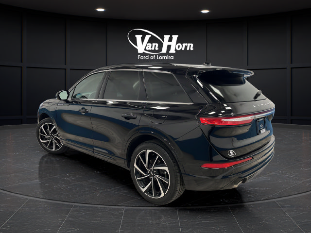 Used 2025 Lincoln Corsair Grand Touring AWD/4WD image 5
