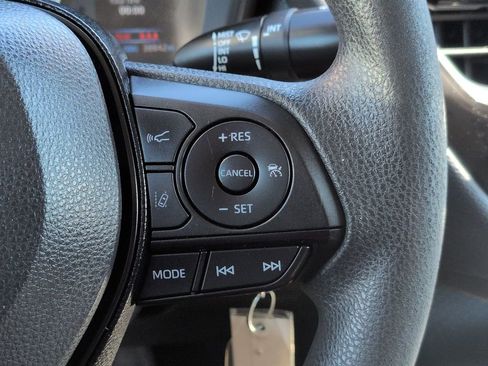 Used 2021 Toyota Corolla LE w/ Carpet Mat Package (TMS) image 21